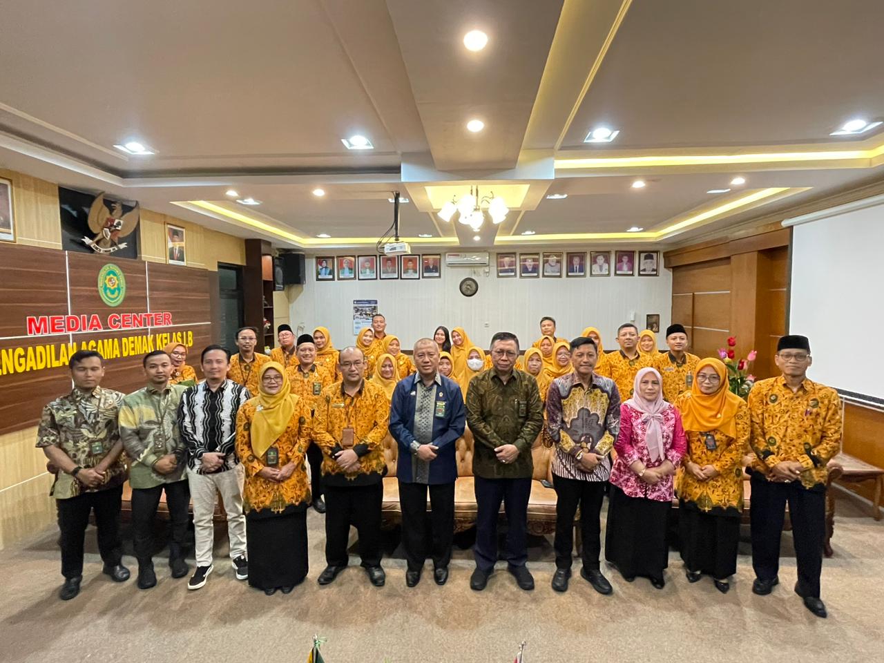 WhatsApp Image 2026 03 27 at 19.00.56